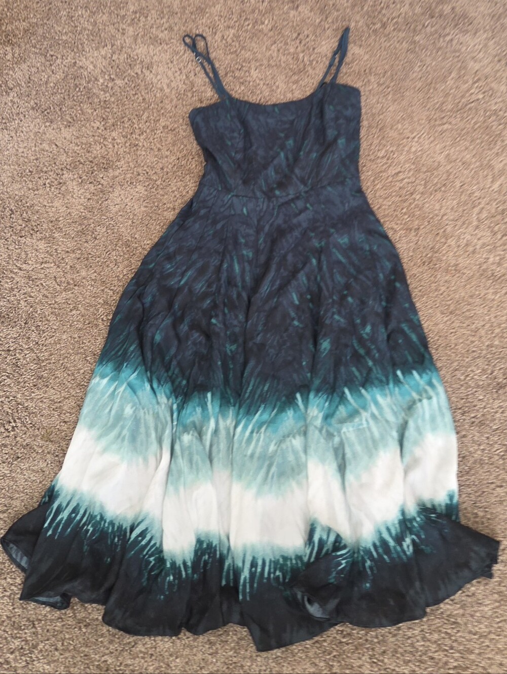 Black House White Market Ombre Midi Dress - Picture 4 of 13